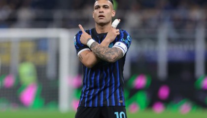 开云体育下载-意甲：劳塔罗双响图拉姆传射 国米5-2大胜罗马