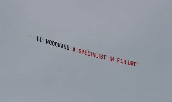 1618992704890050117.jpg Man-Utd-1011972.jpg